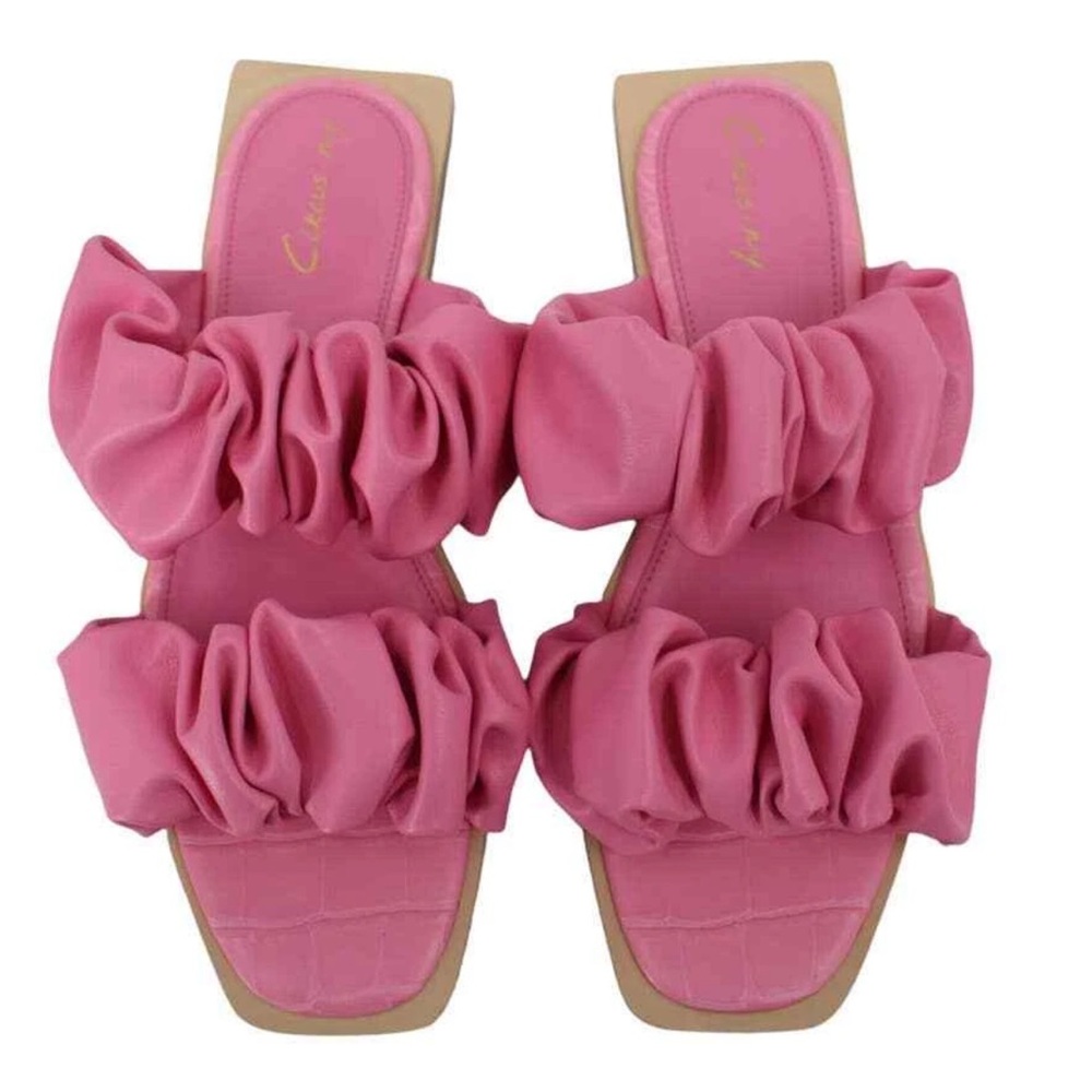 Pink ruched slide sandals